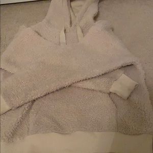 american eagle fluffy sweatshirt